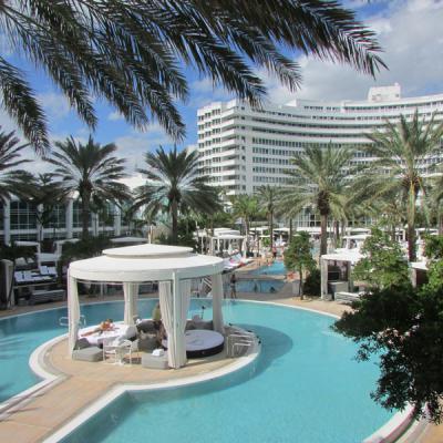 Pools at Fontainebleau 4-Star Resort 