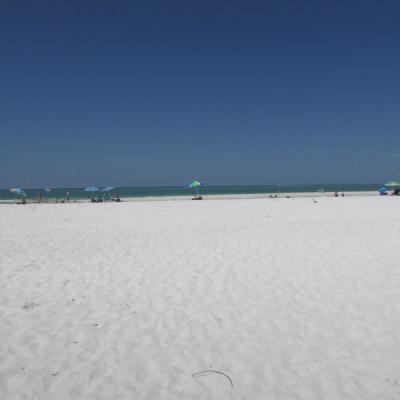 Lido Beach szikrázó homokja